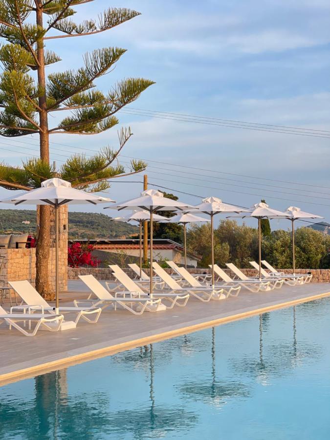 Achilles Hill Hotel เมโธนี ภายนอก รูปภาพ